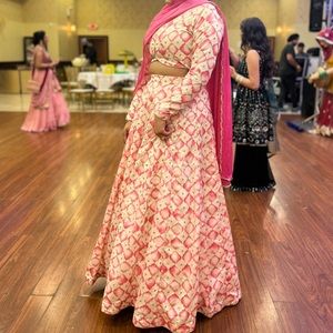 WHITE PINK LEHNGA